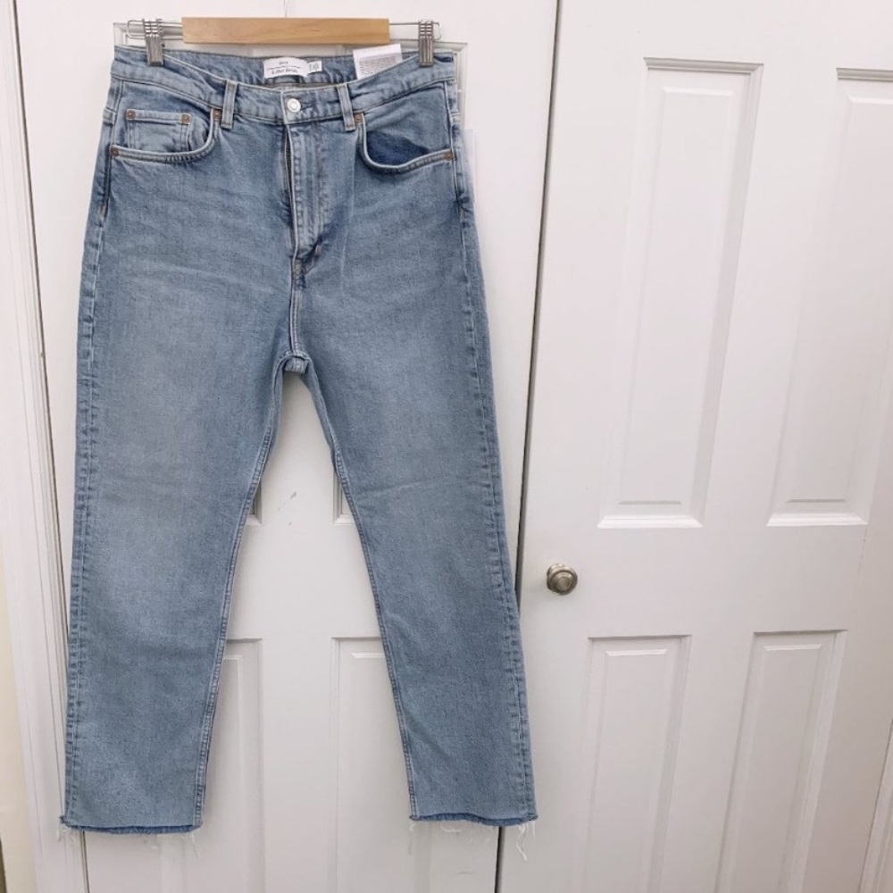 & Other Stories High Rise Straight Leg Raw Hem Jeans Size 31 X 28